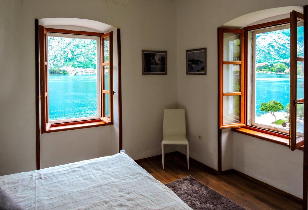 Ribica Apartments Kotor Bagian luar foto