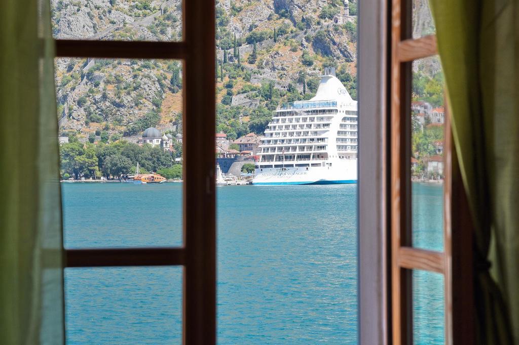 Ribica Apartments Kotor Bagian luar foto